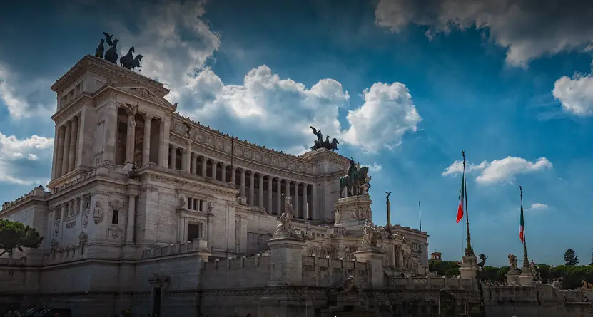 top landmarks in Rome, important landmarks in Rome, list of ancient landmarks in Rome, oldest landmarks in Rome, landmarks to visit in Rome, top ten landmarks in Rome