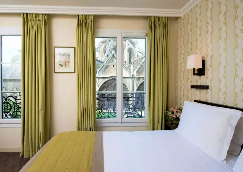 best hotels near Notre Dame, hotels near Notre Dame Paris, Notre Dame near hotels