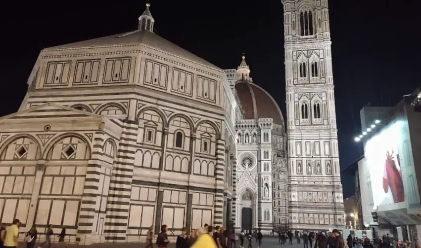  what Florence is famous for, Why Florence is famous, Why we Visit Florence, best place to visit in Florence, 