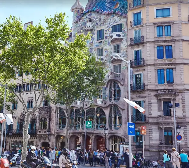 hotels in Barcelona close to train station, best hotels near Barcelona railway station, hotels near Barcelona train station Sants, hotel near train station in Barcelona, hotels close to train station in Barcelona