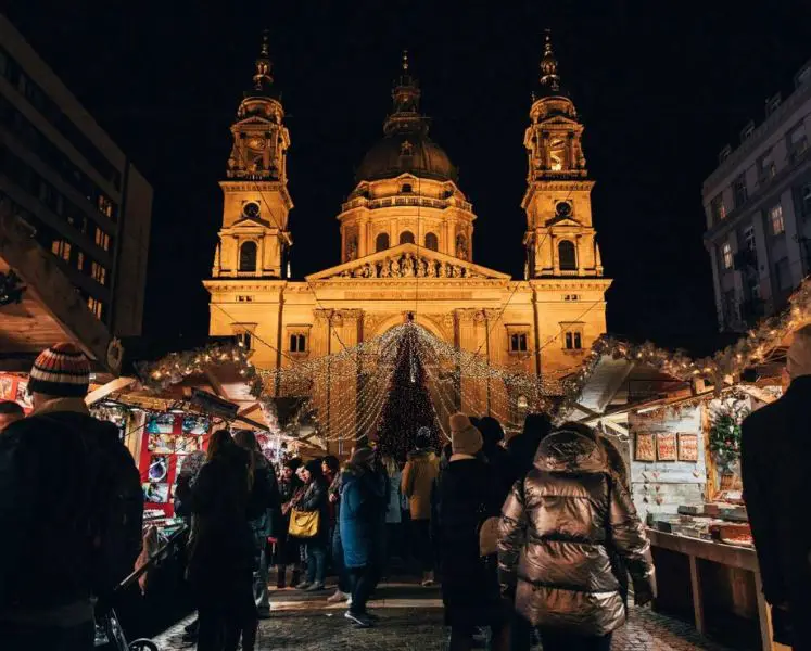 Christmas markets in Budapest, Budapest Christmas Markets, Budapest Christmas markets 2019,