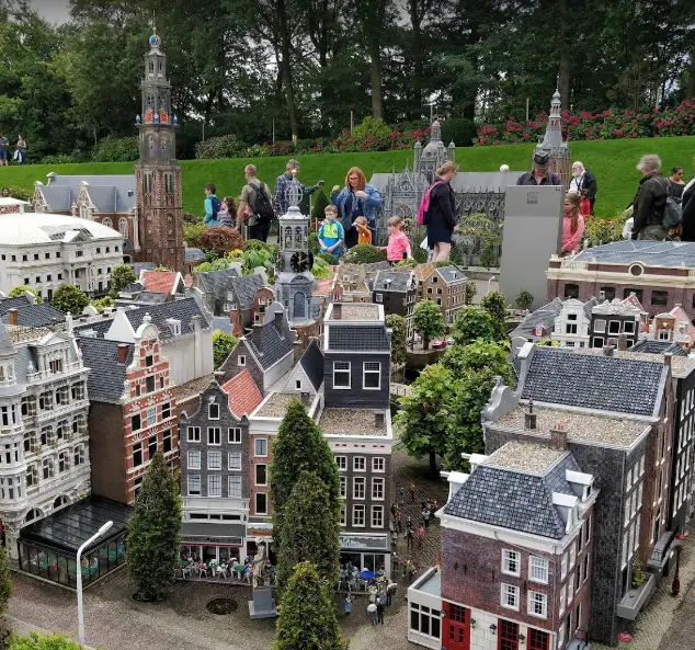  theme park in the Netherlands, biggest amusement park in Amsterdam, miniature park Netherlands