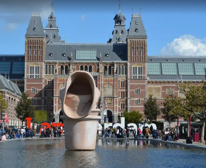  most tourist-packed places of Amsterdam, tourist spot in Amsterdam, tourist site in Amsterdam