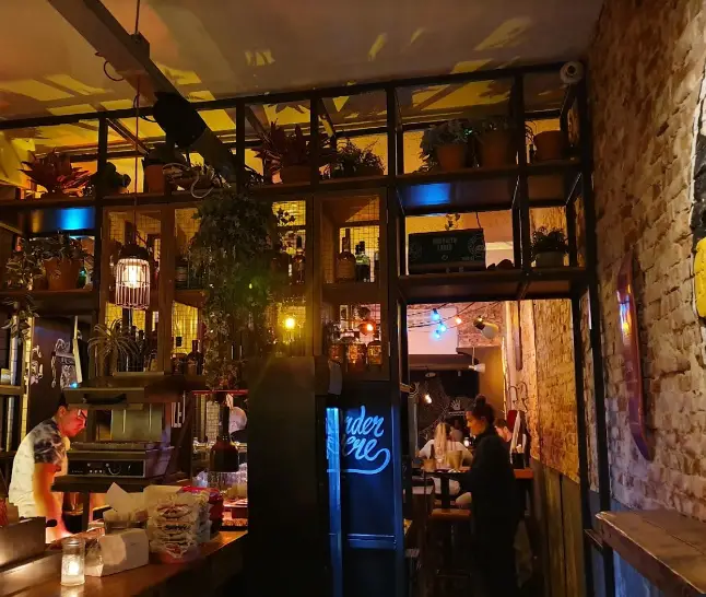 best burgers in Amsterdam, Best burger restaurants in Amsterdam, most popular burger spot in Amsterdam