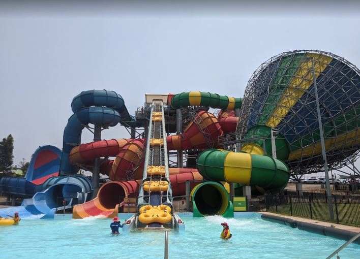 fun water parks in Sydney, top water parks in Sydney, amazing water parks in Sydney,