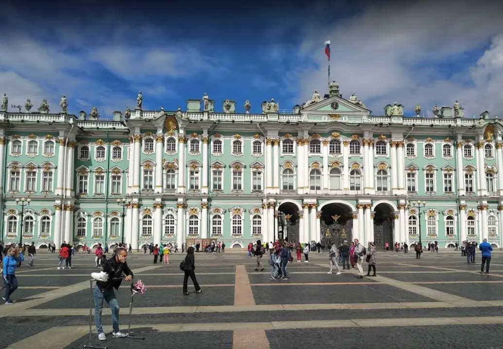 best monuments in St. Petersburg