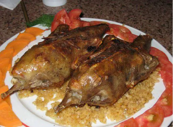 Egypt, famous Egyptian food of Cairo, top food in Cairo best street food in Cairo, popular food to eat in Cairo, best-known foods of Cairo, Cairo’s famous food, must-try food in Cairo,