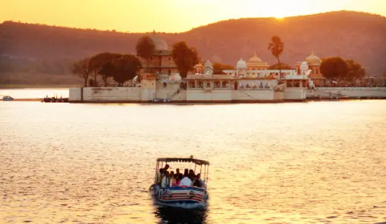 Why is Udaipur Popular?
