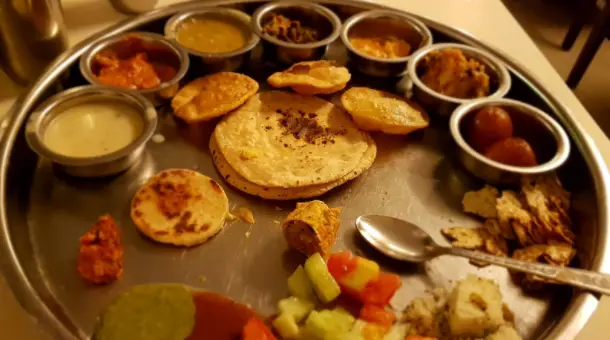  Foods in Udaipur You Must Try