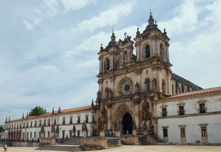 monuments in Portugal, historical places in Portugal, famous monuments in Portugal, religious monuments in Portugal, important monuments in Portugal,