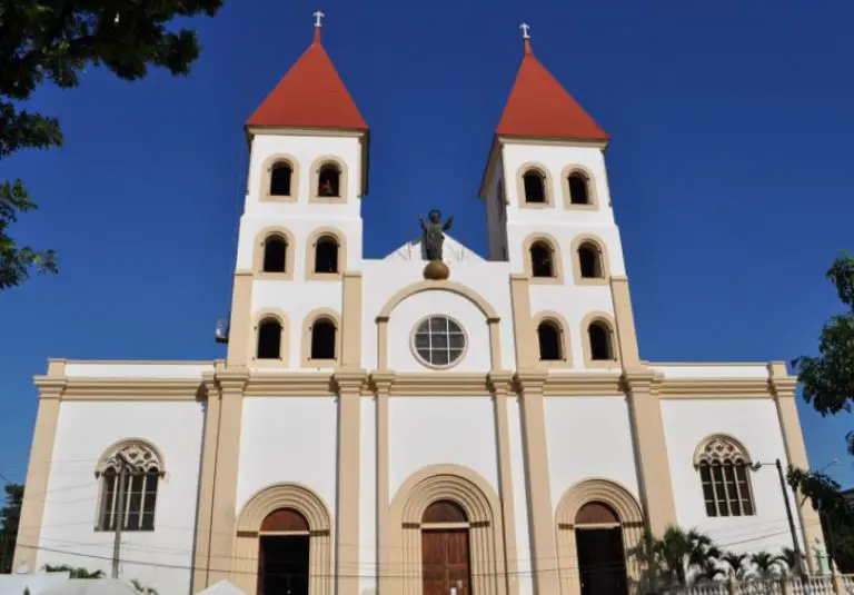 Most Visited Monuments in El Salvador l Famous Monuments in El Salvador