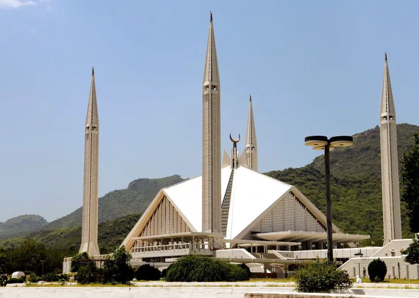 monuments in Pakistan, historical places in Pakistan, famous monuments in Pakistan, religious monuments in Pakistan, important monuments in Pakistan,