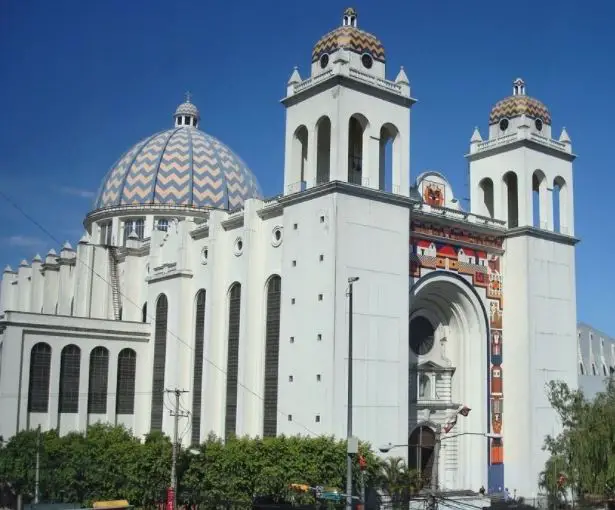 Most Visited Monuments in El Salvador l Famous Monuments in El Salvador
