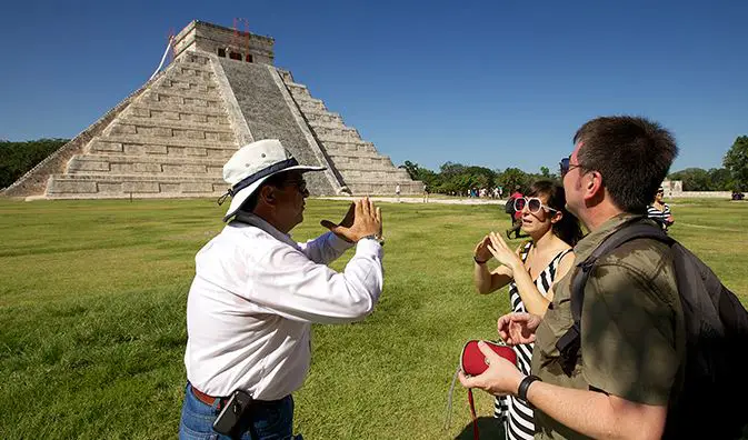 a trip to the Chichen Itza, Complete Route Guide to Visiting the Roman Chichen Itza, Best Route to the Chichen Itza, taxis to reach this Chichen Itza, train route to reach this Chichen Itza,