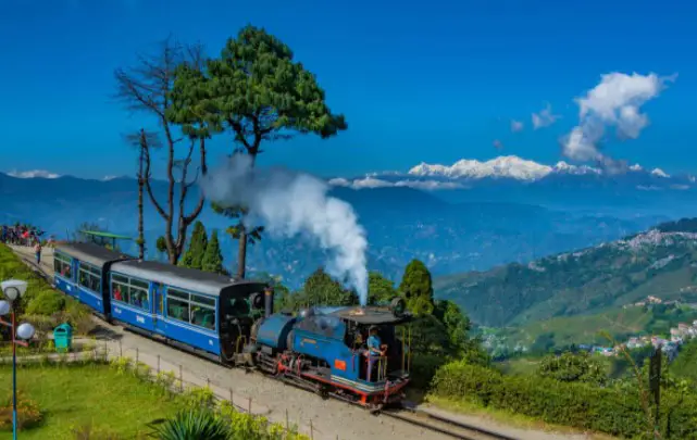 must-see Hill stations of West Bengal, 10 popular hill stations of West Bengal, a hill station in West Bengal, top hill stations in West Bengal, the hill station of West Bengal