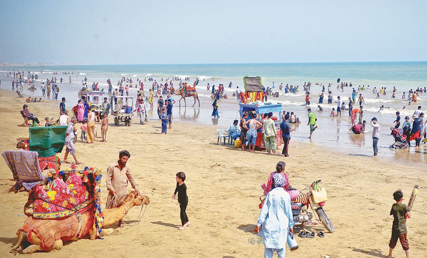 Beaches to See in Karachi 