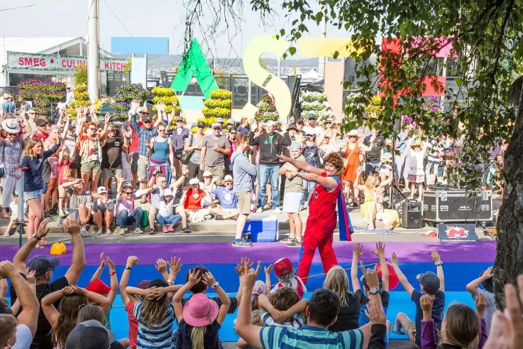 Top 10 Popular Summer Festivals in Australia
