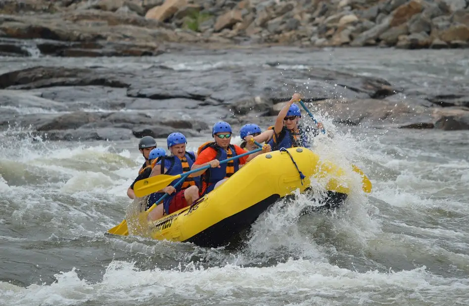 best place for river rafting in India, best white river rafting in India, best place to do river rafting in India