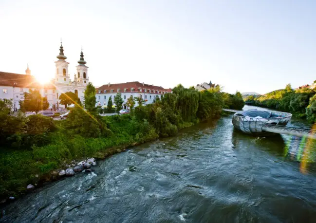 latest travel guidelines of Austria, list of 5 safest places in Austria to visit, COVID-19 travel restrictions in Austria, COVID-19 restriction guidelines of Austria, place to visit in Austria for summer holidays, 