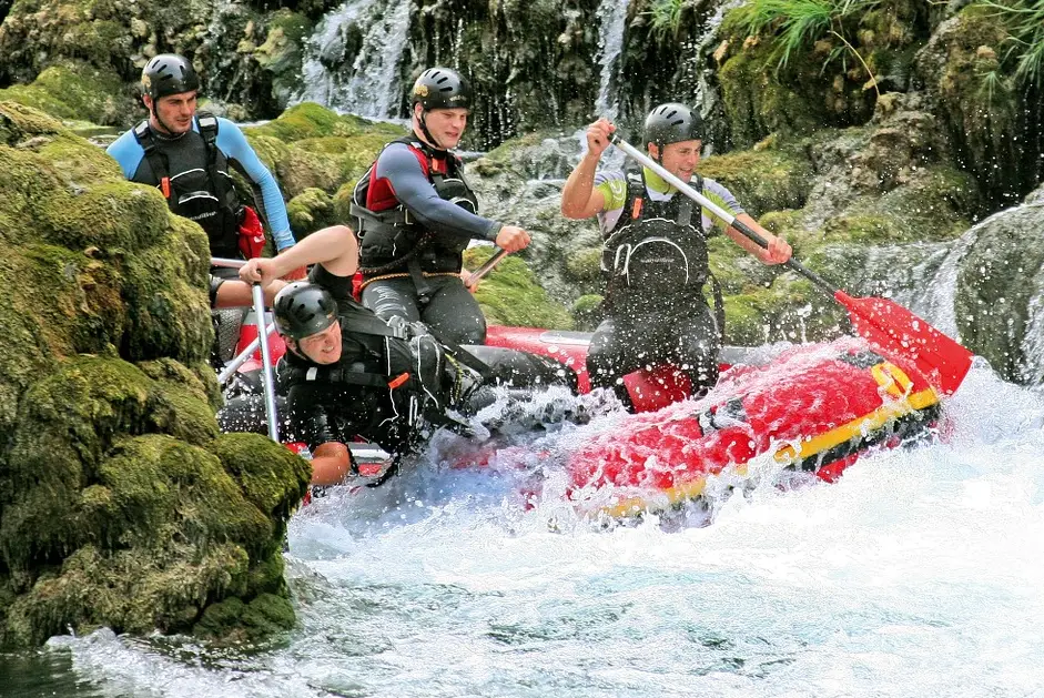 best place for river rafting in India, best white river rafting in India, best place to do river rafting in India, best river rafting in north India, which is the best place for river rafting in India, best rivers for rafting in India