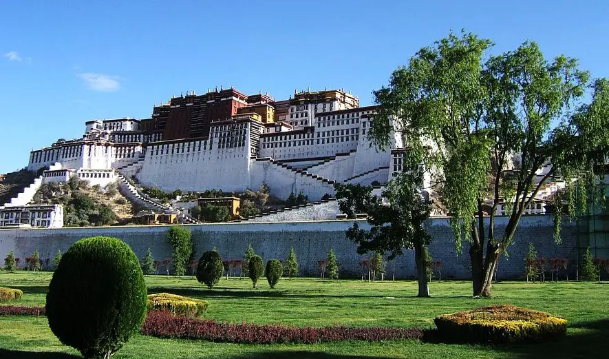 Explore the Dalai Lama Residence