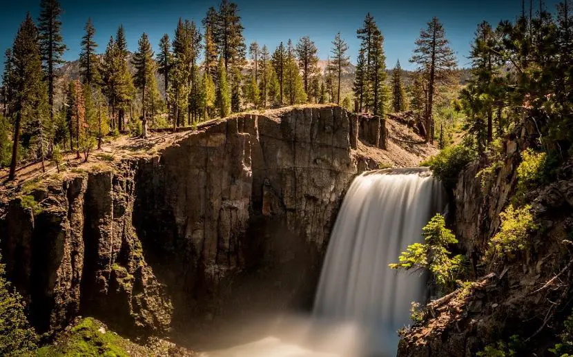 best waterfalls in California, top 10 waterfalls in California, famous waterfalls in California, top 5 waterfalls in California