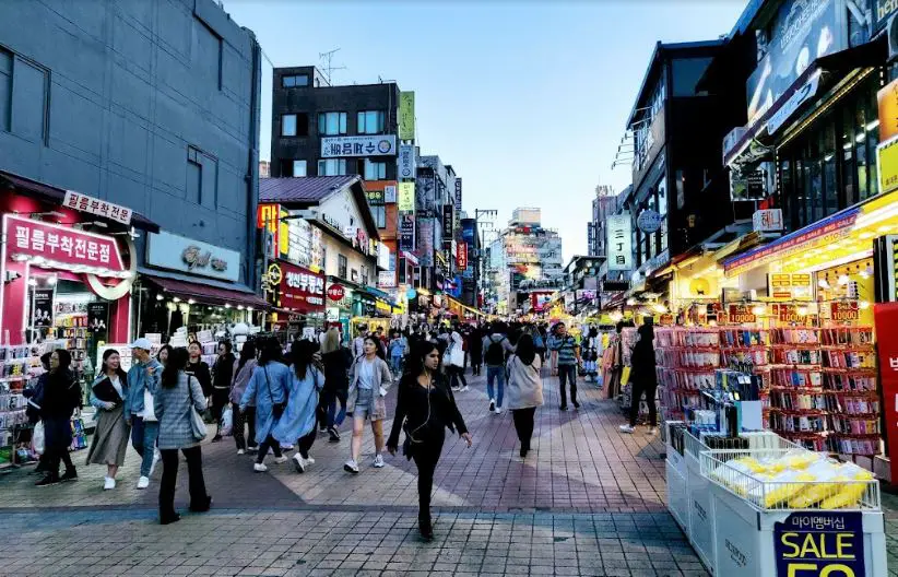  best nightlife spots in Seoul,place in Seoul to make your night adventurous,spending a great Nightlife in Seoul,Seoul to make the best nightlife memories,10 places in Seoul to enjoy your night