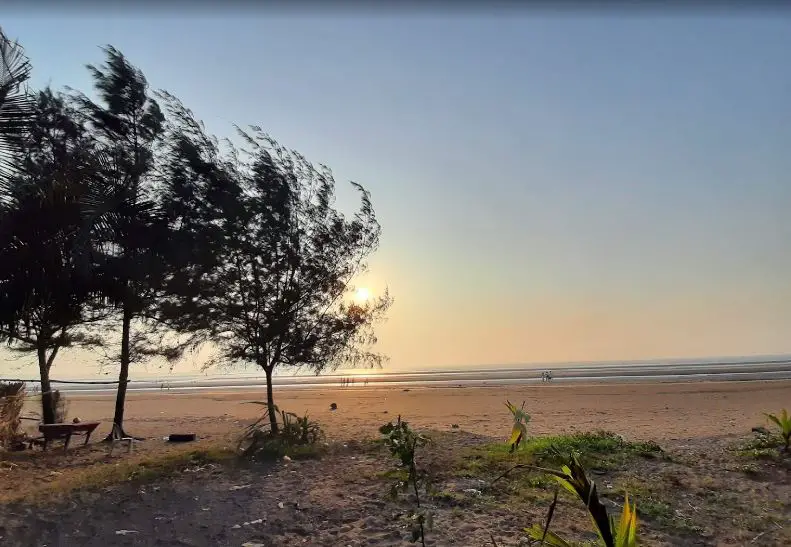 wonderful black sand beaches in India