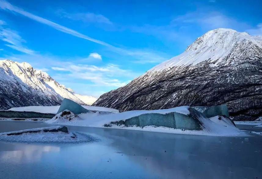 10 beautiful locations in Alaska,pretty locations in Alaska,prettiest place to go in Alaska,beautiful place in Alaska,beautiful places in Alaska