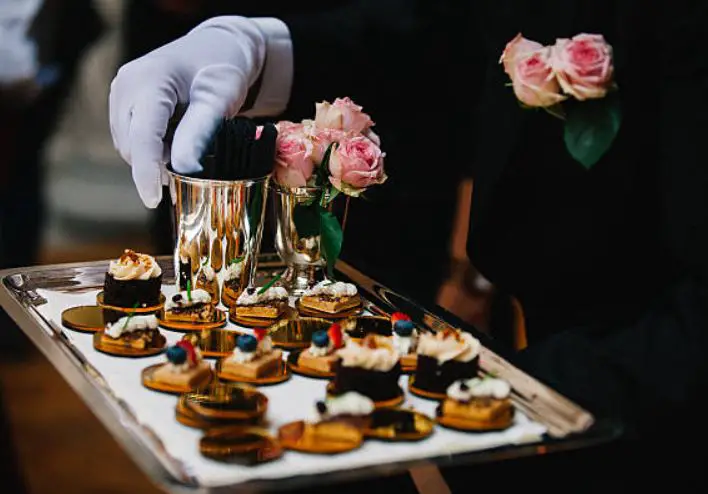 Extravagance is our specialty in every function. Vegas as a famous destination for weddings,planning a destination wedding in Vegas,gorgeous Vegas wedding destinations,wedding venue in Vegas