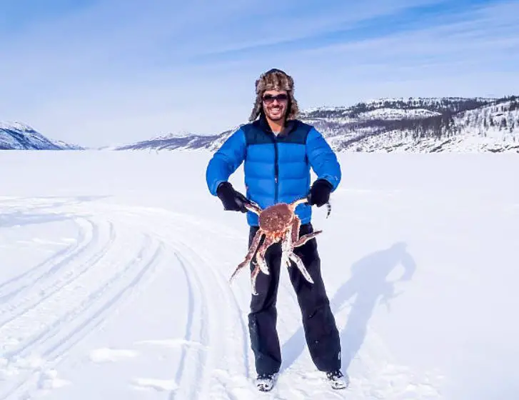 Go on a session to catch the King Crab outstanding scenery in Norway, famous fjords in Norway, most adventurous thing to do in Norway, popular adventurous activity to do in Norway in winters