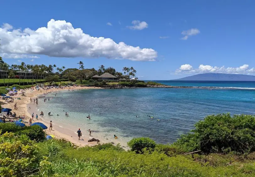 Maui beach resort,beautiful black sand beaches in Maui, Napili beach Maui,water sports beach in Maui,Olowalu beach in Maui,crescent-shaped beach in Maui,family-friendly beach in Maui,best beach in Maui,busiest beach in Maui, white rock beach in Maui,beautiful white sand beaches in Maui,most beautiful beaches on Maui,Makena Beach in Maui