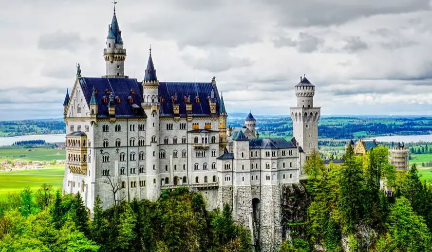 germany by train, best scenic trains in germany, traveling in germany by train, luxury train germany, best train journey’s in europe, germany by train itinerary, germany train tour packages