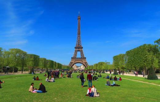  parks and gardens in Paris, famous parks in Paris, famous gardens in Paris, parks in Paris, gardens in Paris