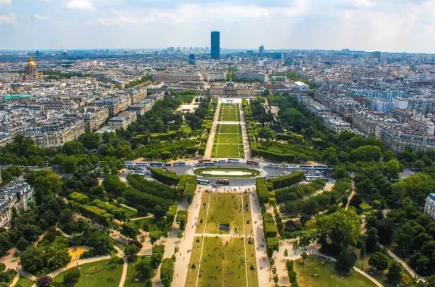 Places to Spend New Year's Eve in Paris, best Places to Spend New Year's Eve in Paris, Where to spend New Year eve in Paris