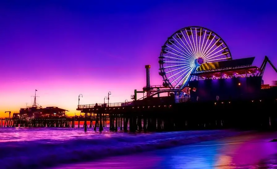 here are the top 10 things to see in Santa Monica.