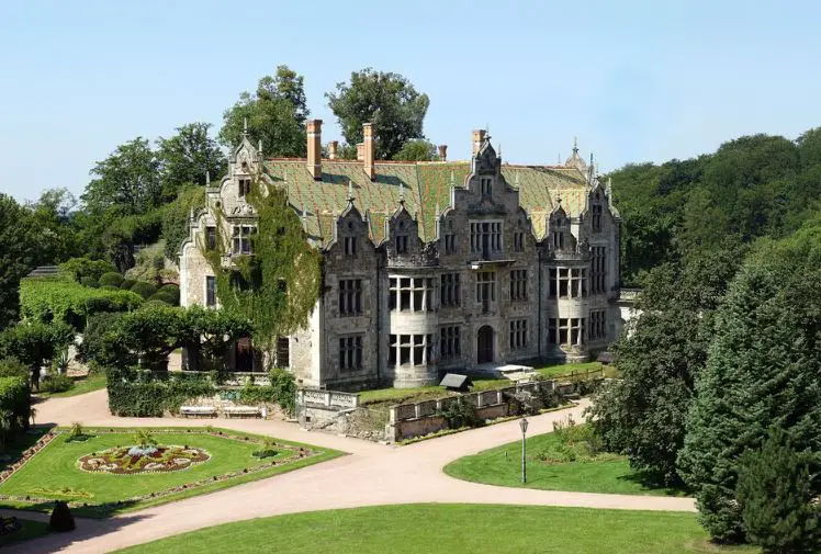 day in Los Angeles, one day in Los Angeles