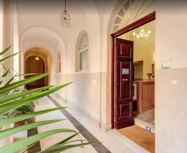 best hotels Near Spanish steps Rome, hotels close to Spanish steps Rome Italy