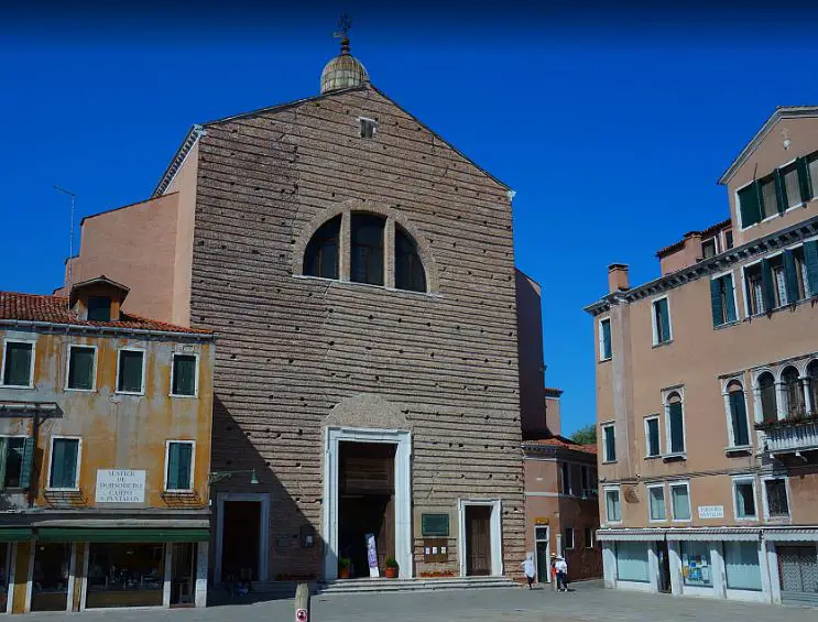 top 10 places to visit in Venice Italy in 2020, best places to visit near Venice in 2020.