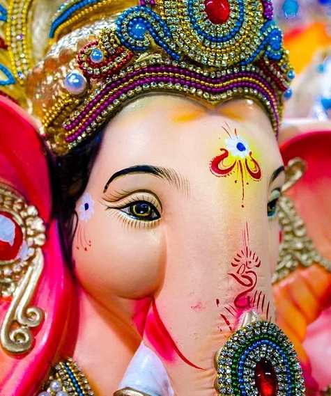  Mumbai is famous for what, Mumbai Ganesh Chaturthi, Bollywood actors, Mumbai is famous for which food