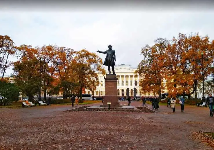 monuments in St. Petersburg, monuments in st Petersburg