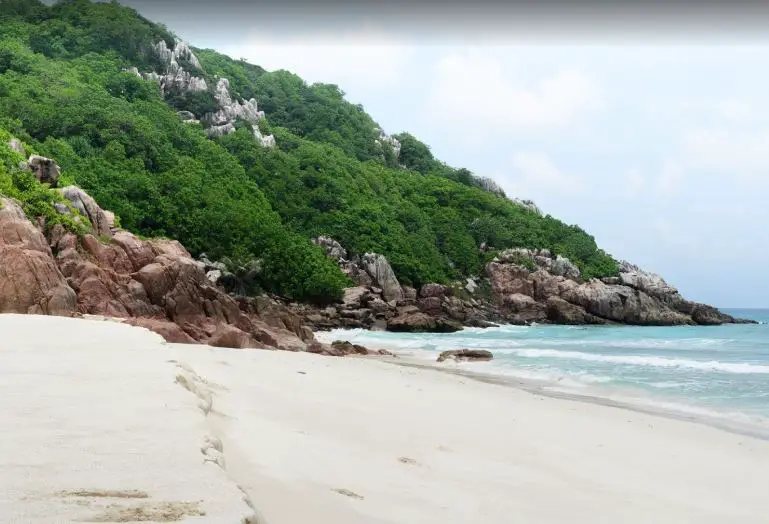 cities in Seychelles, major cities in Seychelles, list of cities in Seychelles, top cities in Seychelles,