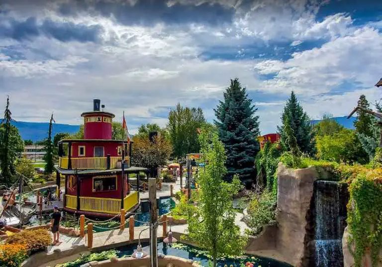  water parks in Vancouver BC Canada, popular water parks in Vancouver BC