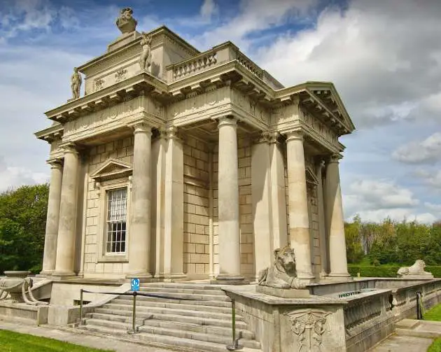 old monuments in Dublin, iconic monuments in Dublin, beautiful monuments in Dublin, most popular monuments in Dublin, most famous monuments in Dublin, popular historic monuments of Dublin