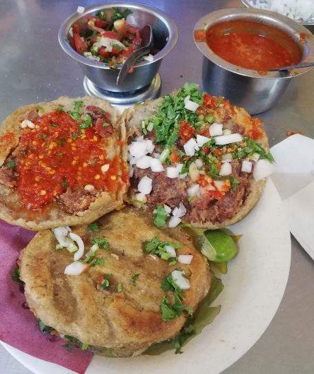 famous food in Mexico City, Mexico City’s famous food to try, food to try in Mexico City