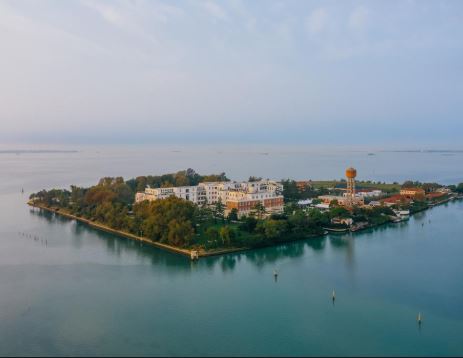 best beaches in Venice