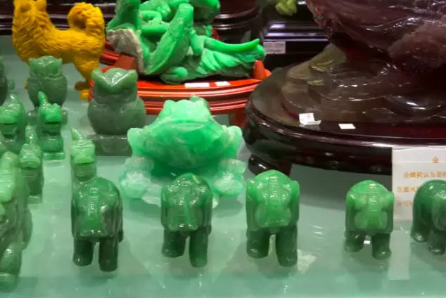 Must-Buy Things in Beijing