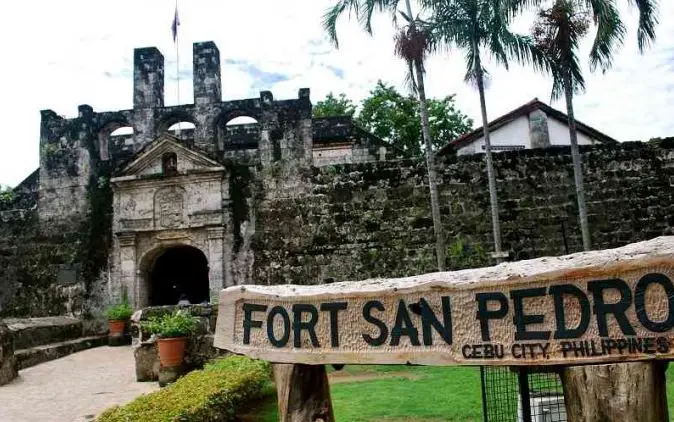  iconic monuments in Philippines, beautiful monuments in Philippines, most popular Monuments in Philippines, most famous monuments in Philippines