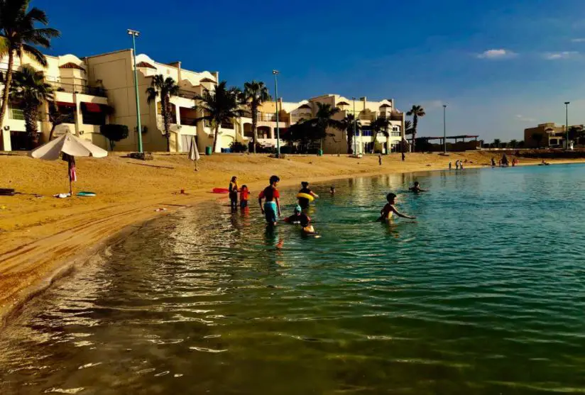 famous beaches of Saudi Arabia, Saudi Arabia’s top beaches to visit, a popular beach in Saudi Arabia, the top beach in Saudi Arabia, a beach in Saudi Arabia