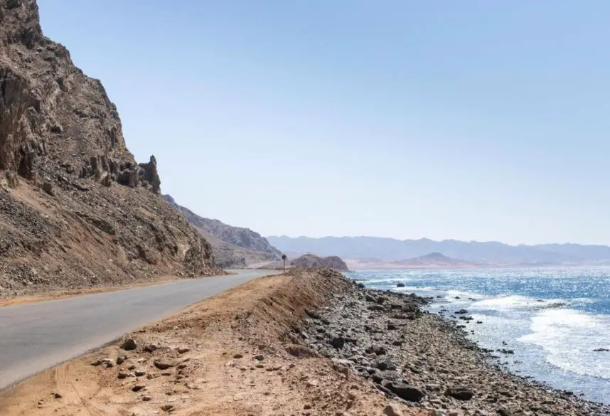 famous beaches of Saudi Arabia, Saudi Arabia’s top beaches to visit, a popular beach in Saudi Arabia, the top beach in Saudi Arabia, a beach in Saudi Arabia